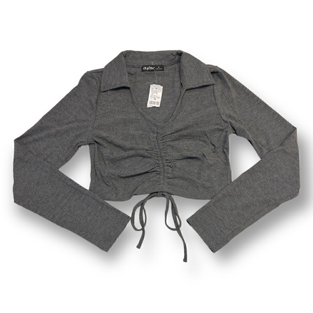 Aster Women’s Cropped Gray Top Polo Tee Size Small  NWT